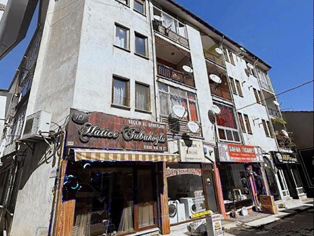 SAYMAN'dan SATILIK SERVİ MAHALLESİ'nde 2+1 DAİRE