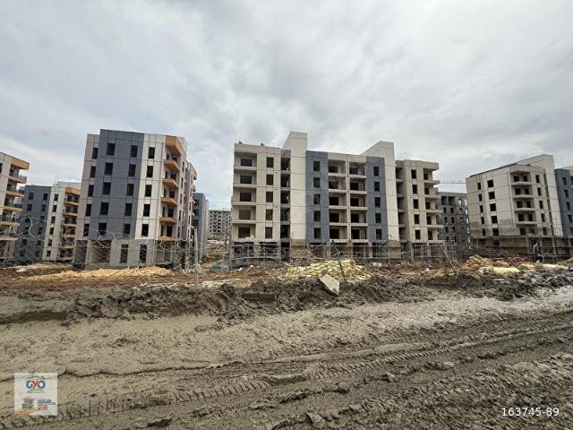 SAZLIBOSNADA 2+1 BAHÇE KAT SATILIK DAİRE
