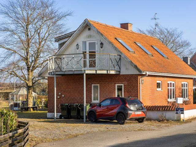 Åsbjergvej 11, Fjellerup