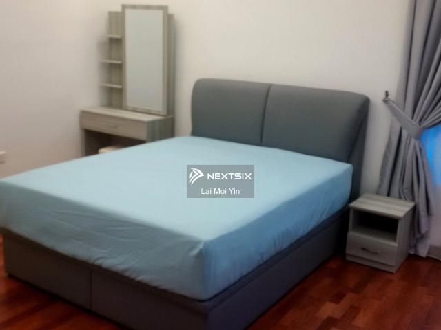 Sg Buloh @Bukit Rahman Putra Semi D For Rent Freehold 40'x80' 4+1R 3B Partial Furnished Rent RM2700 pls call /WhatsApp: 019 6679 Ean Leong