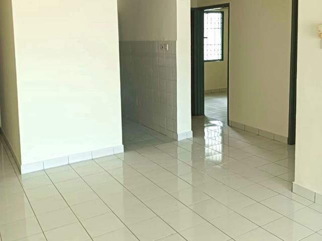 SD Apartment for sale freehold house in Sri Damansara Petaling Jaya