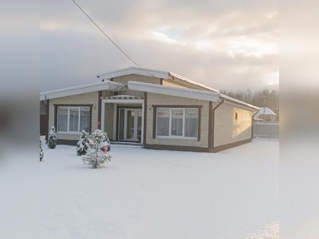 Сдается в аренду дом в Ленинградской области площадью 139 м 2 за 110000 рублей