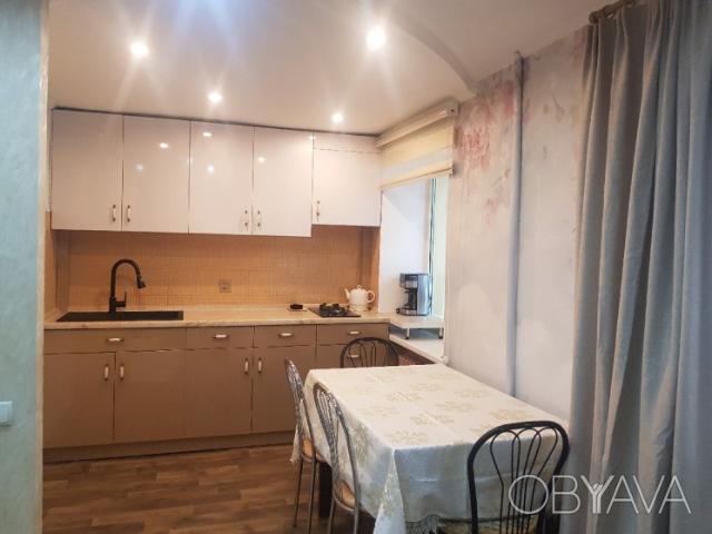 Сдам 2х к.кв Центр Ушакова 46 2этвж без животных 2 сп. Места