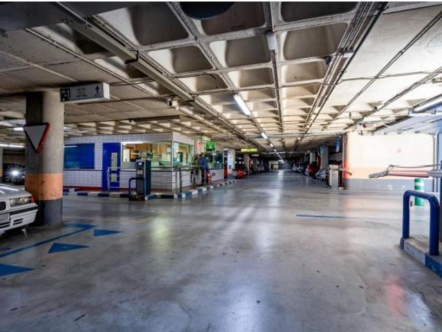 SE TRASPASA CONCESIÓN PLAZA DE PARKING EN EL CENTRO