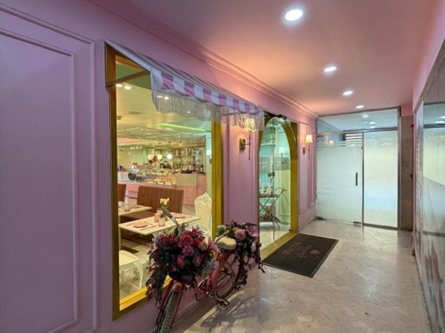 Se Traspasa Local 205m2 Altamira