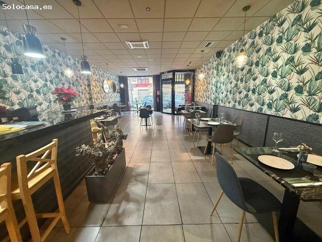 SE TRASPASA MAGNIFICO RESTAURANTE CON TODO AMUEBLADO Y EN FUNCIONAMIENTO, LISTO PARA EMPEZAR TU NEGO