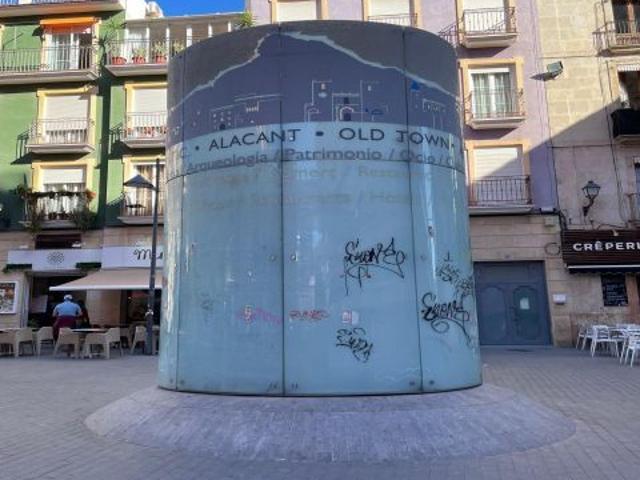 Se Traspasa Pub Alicante