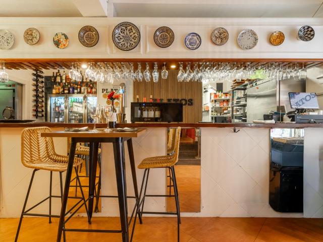 Se traspasa restaurante en zona premium de Fuengirola