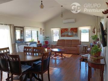 Se venta casa en parcela, Chillán. 4 habitaciones 2 b | 4 Dormitorios por 132000. 00 en Chillán