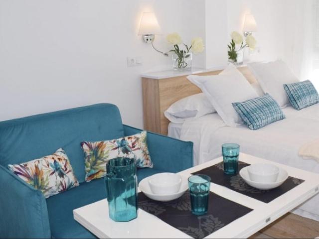 se vende 5 estrela estudio en Nerja