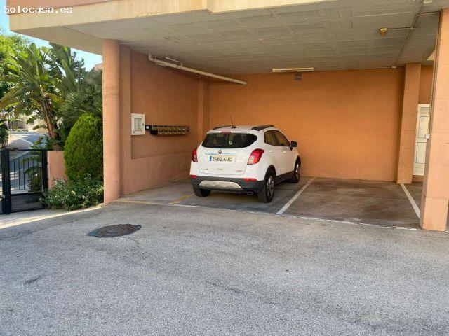 Se vende 1 dormitorio y 1 baño, garaje y piscina