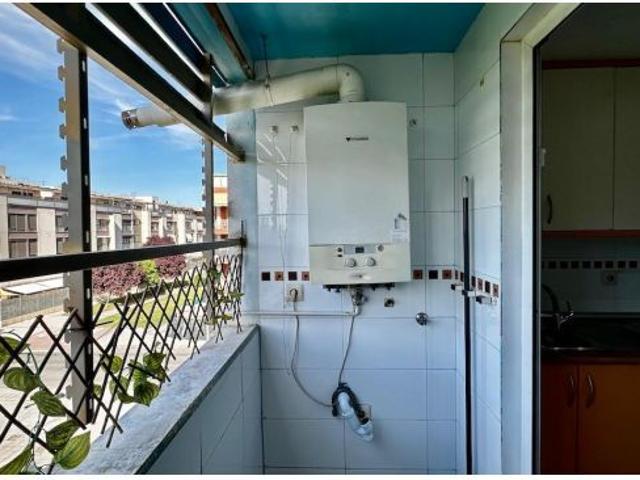 Se vende 2ª Planta en la mejor zona de la Teneria en Urbanización Cerrada. Renta Libre, Garaje, Tras