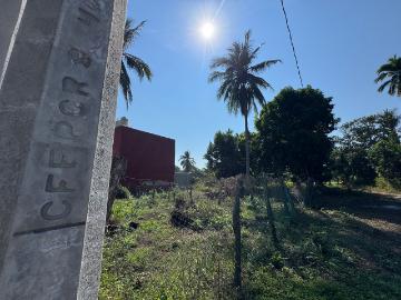 SE VENDE TERRENO A 100METROS DEL BOULEVARD PLAYERO EN LÁZARO CÁRDENAS