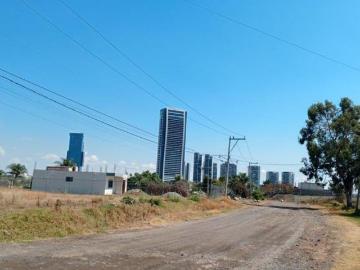 Terreno En Venta A un Costado De La Lateral Atlixcáyotl