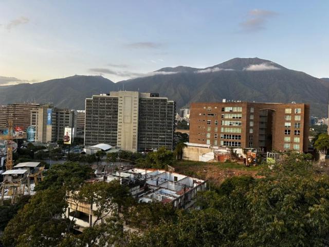 Se vende terreno comercial/residencial 1500m2 Las Mercedes 0824