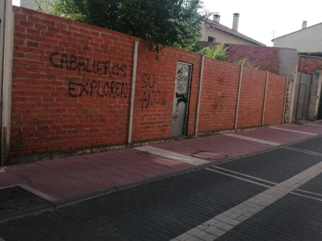 SE VENDE TERRENO EN CALLE SANTIAGO CON RONDA SANTIAGO EN TUDELA DE DUERO