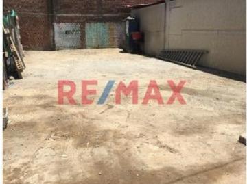 Se Vende Terreno En El Corazón De Breña