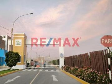 Se Vende Terreno Frente A Parque Dentro De Condominio