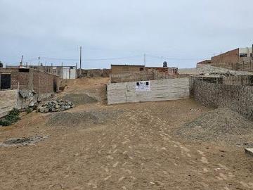 SE VENDE TERRENO HUACHO