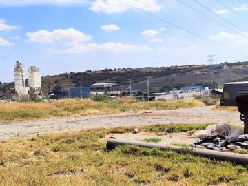 Se Vende Terreno para GASOLINERA en Corregidora. Uso de Suelo MIXTO