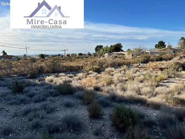 SE VENDE TERRENO PARA LA CONSTRUCCION DE UN CHALET