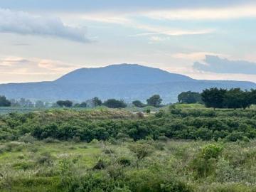SE VENDE TERRENO SANTA CRUZ DE LA LOMA EN TLAJOMULCO DE ZUÑIGA JALISCO