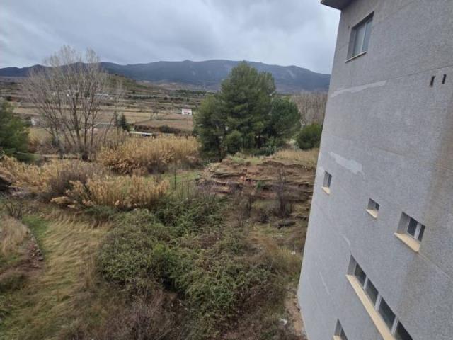 Se vende terreno urbano en Illueca