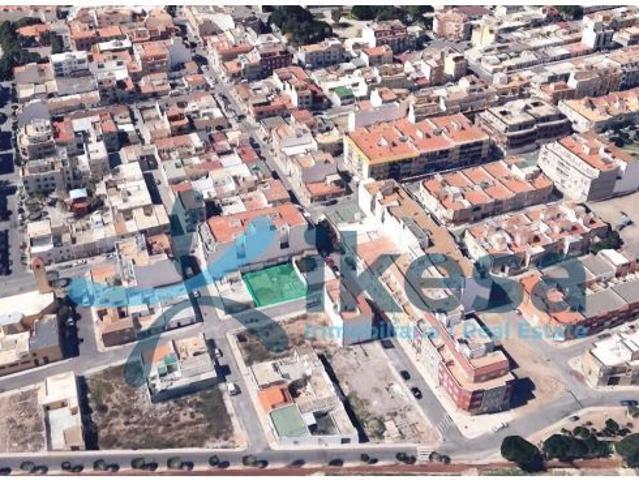 Se vende Terreno Urbano en la localidad de El Ejido