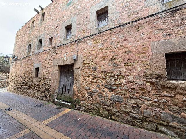 Se vende terreno y casa en pleno centro del casco histórico en Sigüenza, Guadalajara