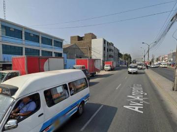 SE VENDE TERRENO 10,000M2 AV.ARGENTINA ESQUINA CALLAO