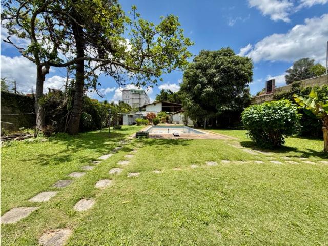 Se vende terreno 1.860m2 La Castellana