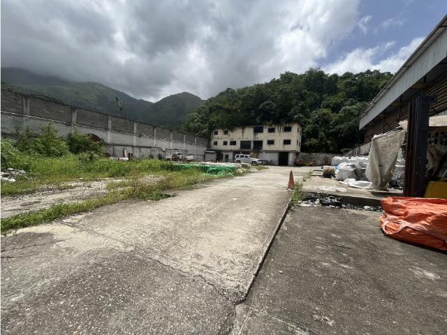 Se vende terreno 2.100m2 Caucaguita