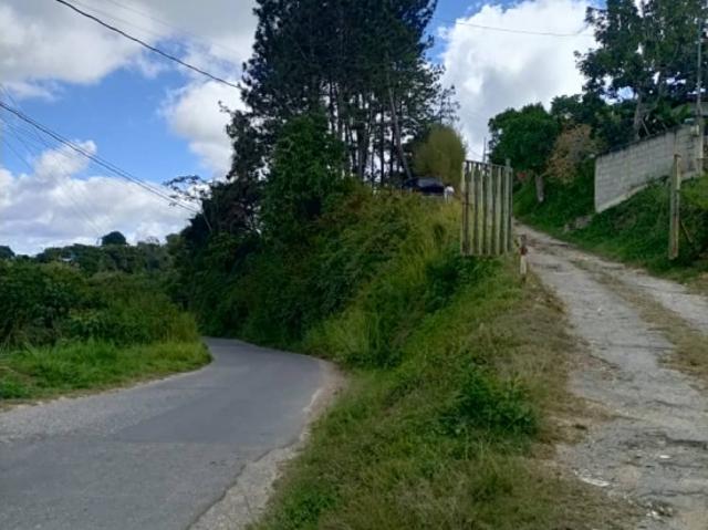 Se vende terreno 4729m2 Sabaneta El Hatillo 8734