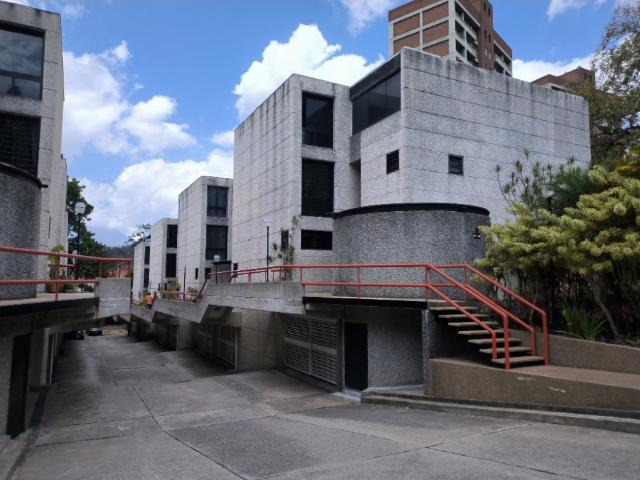 Se vende Town house 338m2 La Boyera 0952