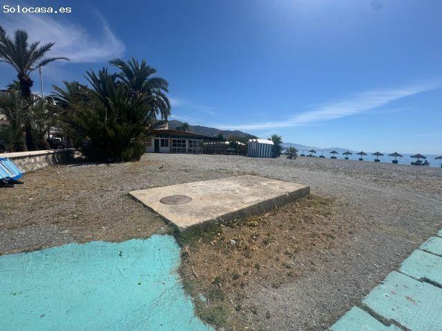 Se vende un apartamento en una urbanización de playa Velilla Almuñécar granada