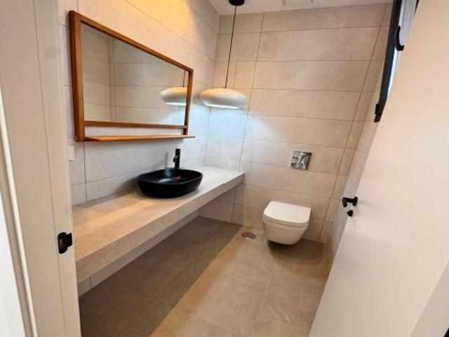 Se vende Villa der Lujo en Albir playa.
