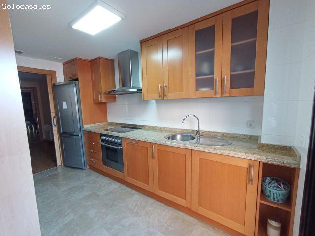 SE VENDE VIVIENDA CON URBANIZACIÓN CERCA DEL CENTRO