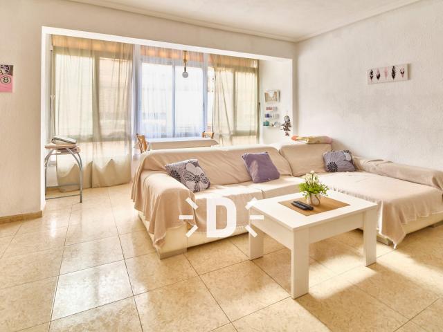 SE VENDE VIVIENDA EN MASSANASSA CON INQUILINO