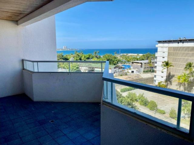 Se vende y/o se alquila apto 83m2 2h/2b/1p Camurí Grande