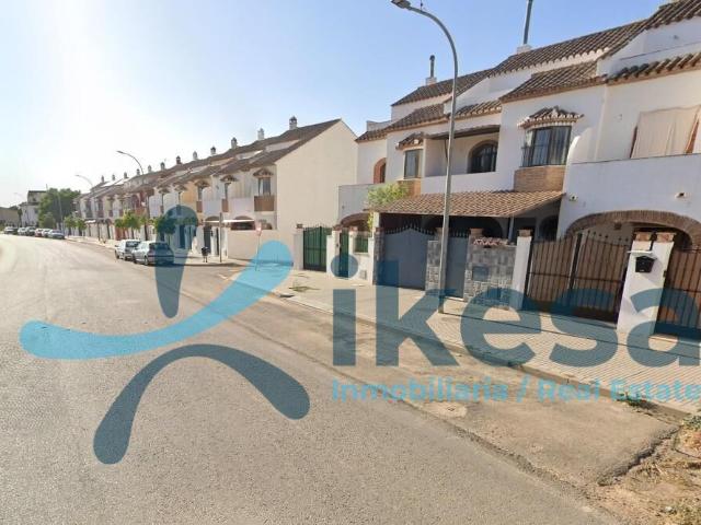 Se vende Adosado en la Localidad de Sierra de Yeguas, Málaga. ACTIVO INMOBILIARIO SIN POSESIÓN, NO SE PUEDE VISITAR