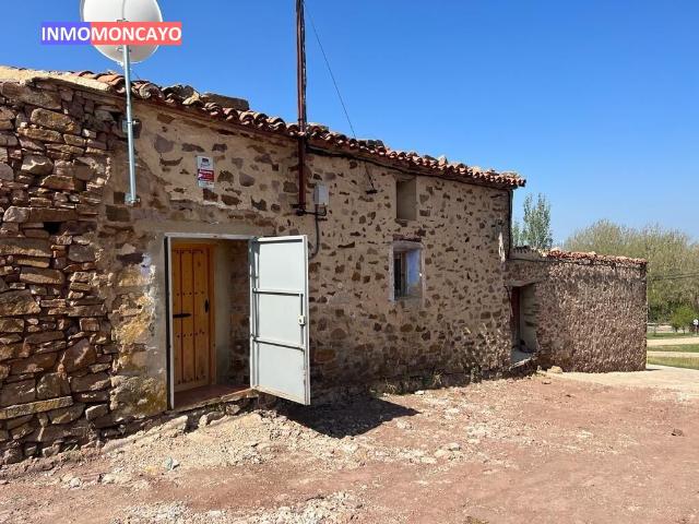 SE VENDE ALMACÉN CON VIVIENDA EN BERATÓN