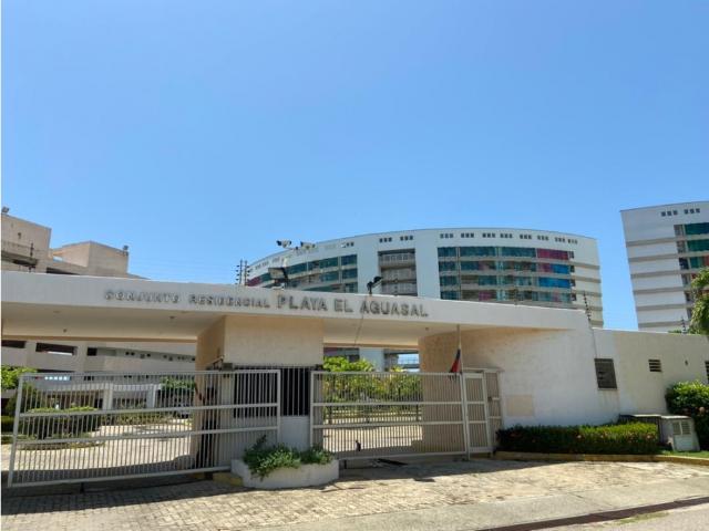 Se vende / Alq apto en PB, 90m2 + terraza, 2H/2B Agua Sal, Higuerote