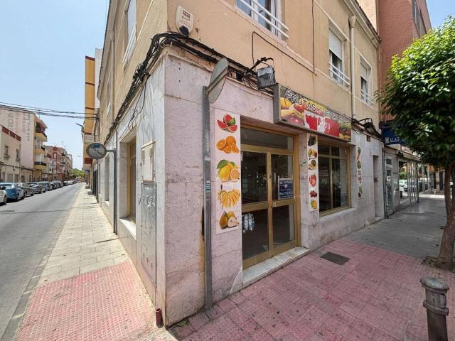 Se vende Ampli Local