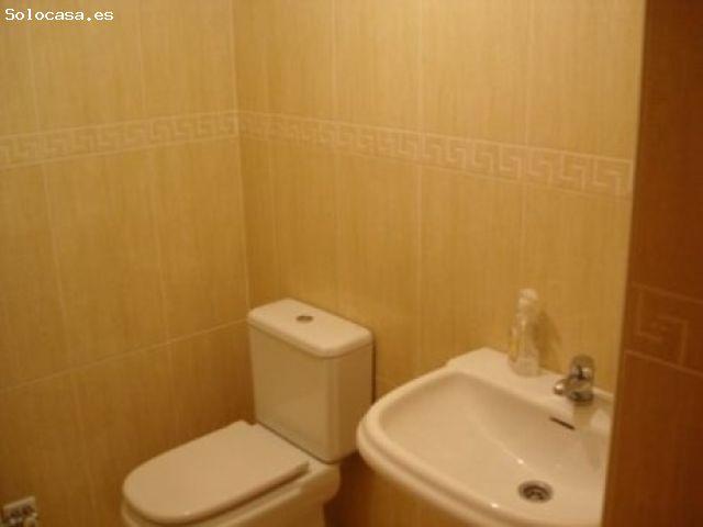 SE VENDE AMPLIO APARTAMENTO EN EL CENTRO DE VALENCIA DE DON JUAN, DE DOS HABITACIONES