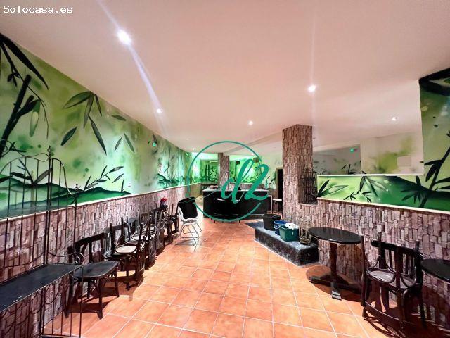 SE VENDE AMPLIO LOCAL COMERCIAL CON LICENCIA EN ACTIVO PARA CAFETERIA. REF 1428