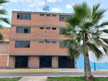 SE VENDE AMPLIO LOCAL COMERCIAL EN AV. GRAU CALLAO CERCA A LA PUNTA