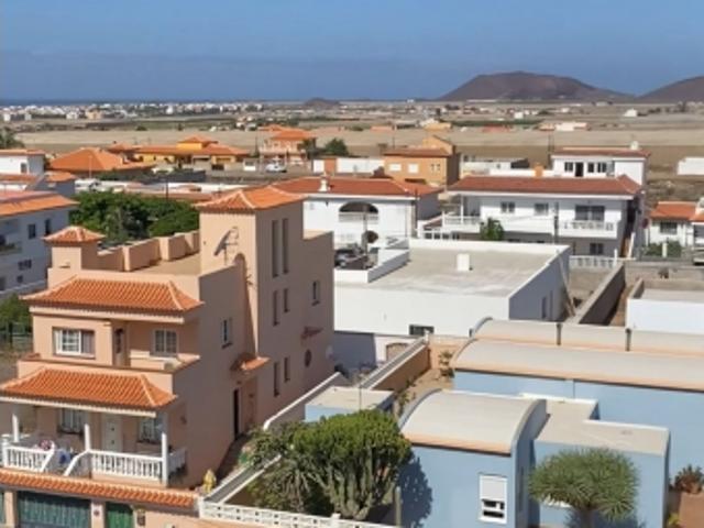 Se Vende Amplio triplex en las Rosas, Costa del Silencio
