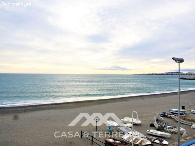 Se vende: Amplio y moderno apartamento, Caleta de Vélez, Málaga