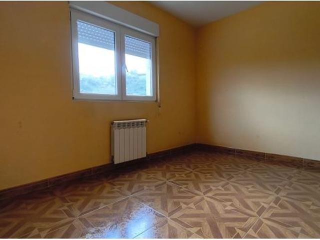 SE VENDE AMPLIA CASA CON TERRENO DE MAS DE 5400 METROS
