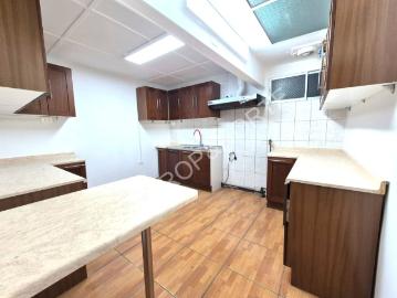 SE VENDE AMPLIA CASA EN SECTOR CENTRO DE CALAMA